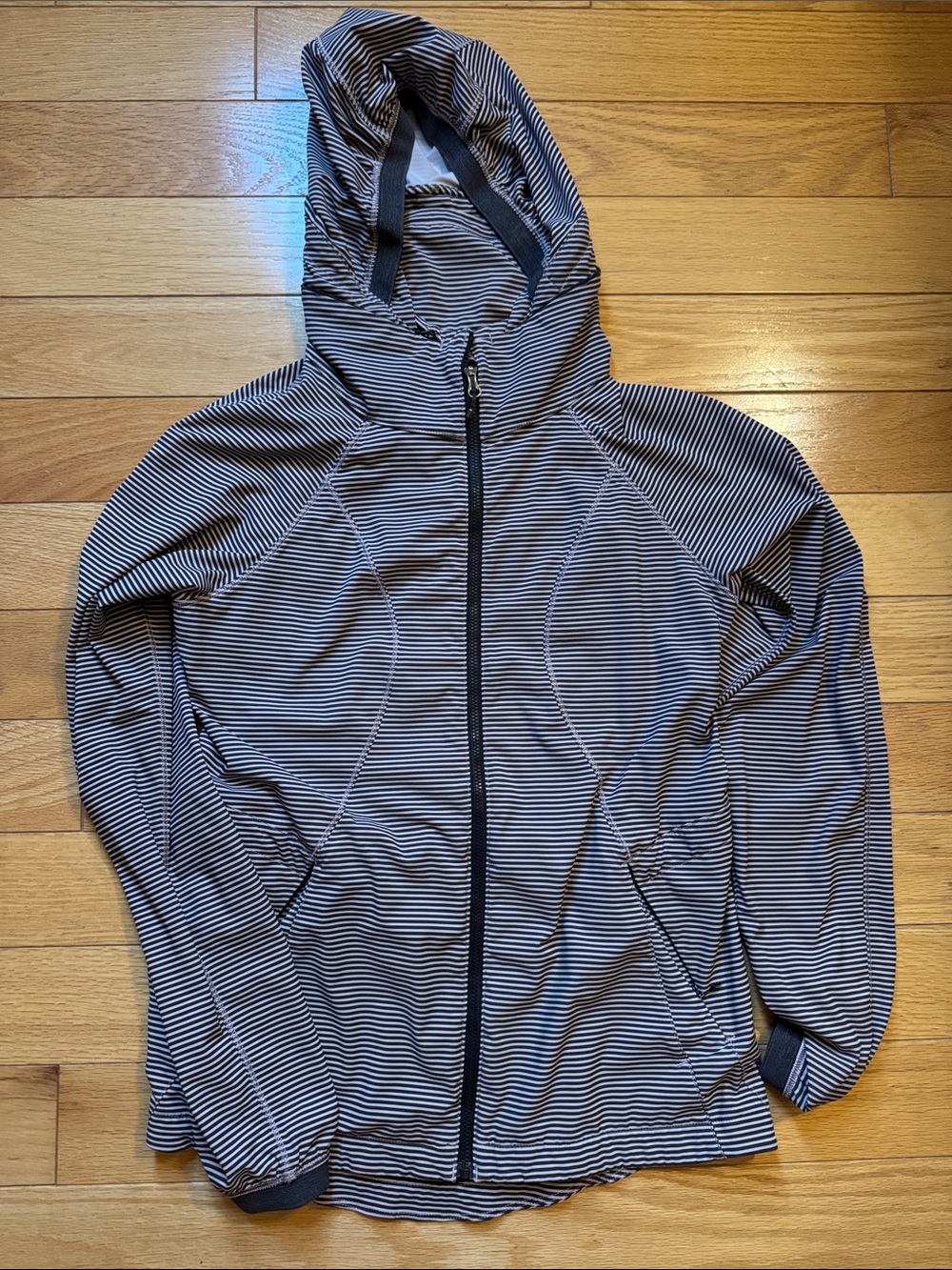 Lululemon Go The Distance Jacket- Mink Berry & Black Stripe *Limited pattern